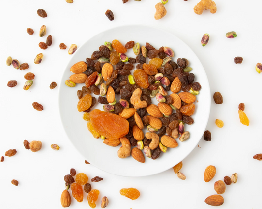 FRUIT AND NUT BUZZ MIX